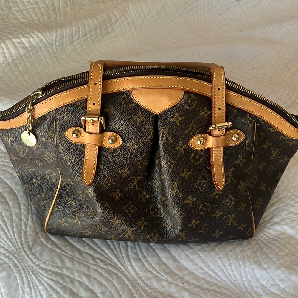Louis Vuitton Tivoli GM
